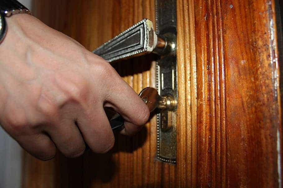 How to make your house safe from burglars